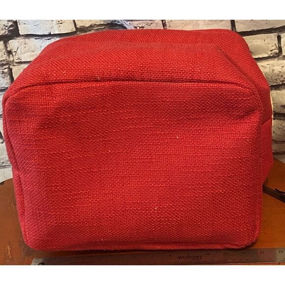 New Christmas Storage Tote Pine Cones Holiday 13x13x13 Inchs - Picture 9 of 9